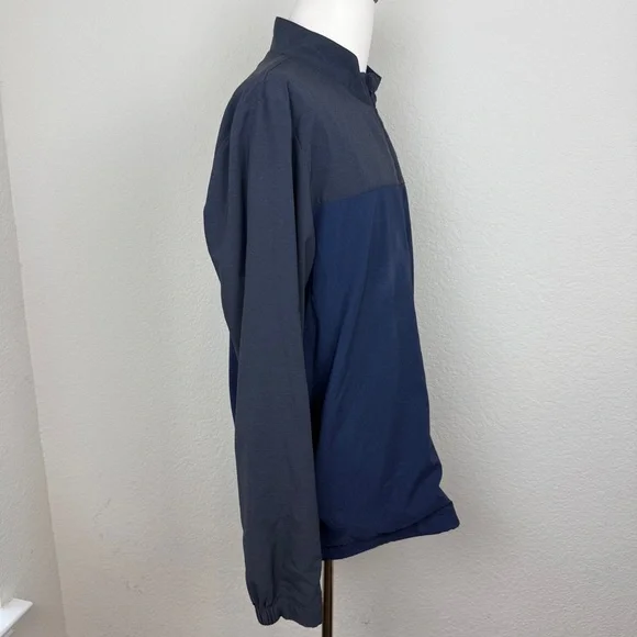 Travis Mathew Future Primitive Golf Jacket
Men’s XL | Navy and Black - Picture 9 of 12